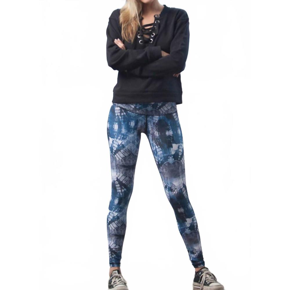 NEW PLAYGROUND women's supernature printed legging in blue